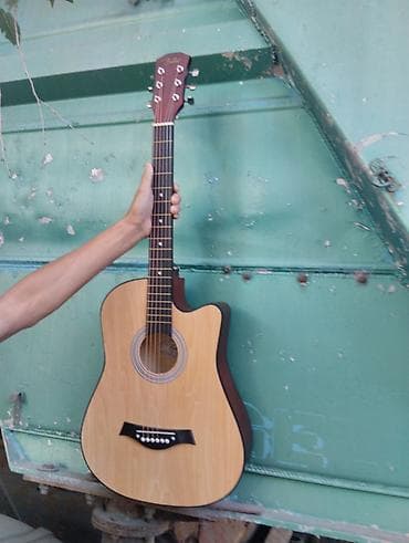 Акустическая гитара с вырезом (cuсатылат - Корпус типа дредноут с at lalafo.kg Акустическая гитара с вырезом (cuсатылат - Корпус типа дредноут с