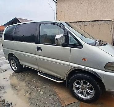 двигатель на делику: Mitsubishi Delica: 1995 г., 2.4 л, Автомат, Бензин, Внедорожник — 5