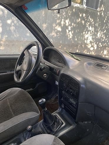 outback br: Kia Sportage: 1998 г., 2.2 л, Механика, Дизель, Внедорожник — 7