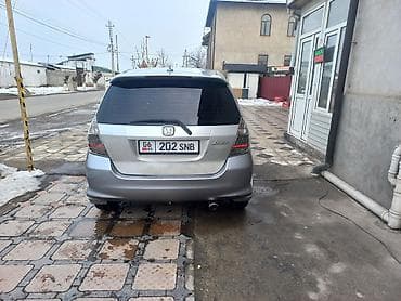 honda jazz ош: Honda Jazz: 2008 г., 1.4 л, Механика, Бензин, Хэтчбэк — 5