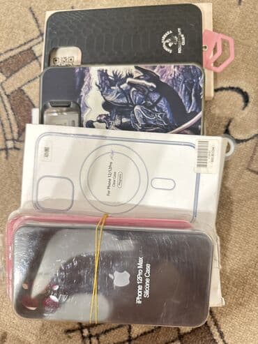 телефон айфон 16 про: ПРОДАЮ ЧЕХЛЫ 
ЦЕНА 80-200 — 4