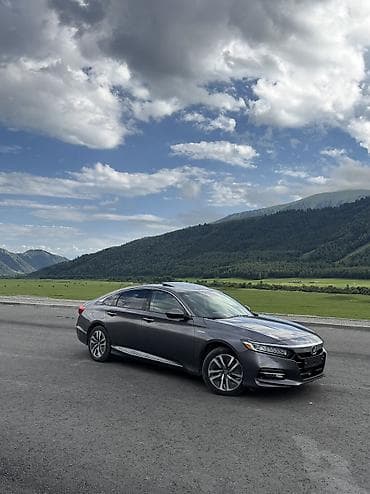 Honda Accord: 2019 г., 2 л, Вариатор, Гибрид, Седан — 2