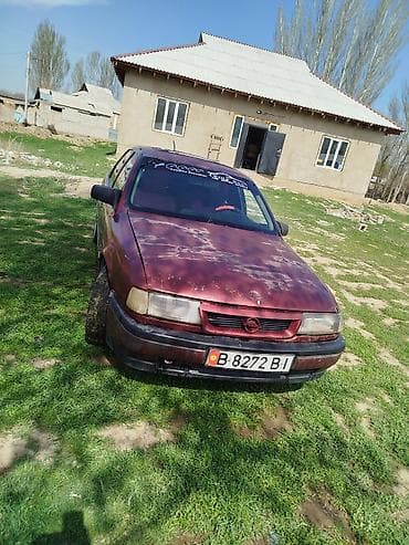 Opel Vectra: 1991 г., Механика, Бензин, Седан