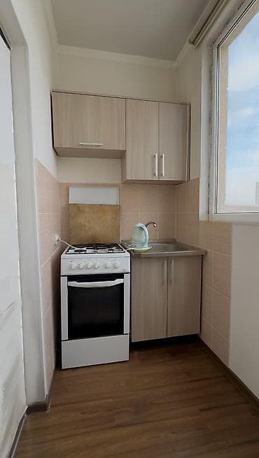 улан мкр: 1 комната, 43 м², 106 серия, 3 этаж, Косметический ремонт — 4