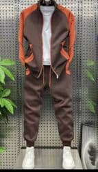 срочно продаю в связи с переездом: Спортивный костюм.Размер М.
На вес 45-55кг — 1