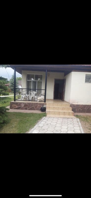 гостевые дома на иссык куле бостери: Коттедж, ЦО Ильбирс Саадат Бостери, Балдар аянтчасы, Коргоодогу аймак, Бассейн — 1