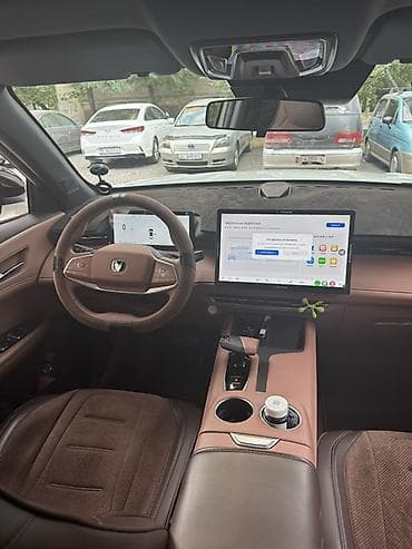 e6 3: Changan Uni-Z: 2025 г., 1.5 л, Робот, Бензин, Кроссовер — 5