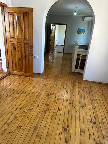 Үйлөр: 160 м², 4 бөлмө, Жумушчу Шаарча, Жаныбарлары жок — 4