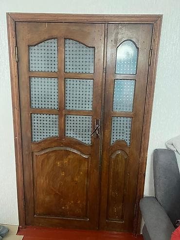 Межкомнатная дверь, Б/у, Со стеклом, Двухстворчатая, Деревянная