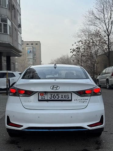 обмен на гибрид: Hyundai Avante: 2020 г., 1.6 л, Вариатор, Гибрид, Седан — 5