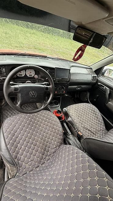 Унаа: Volkswagen Vento: 1997 г., 2 л, Бензин, Седан — 5
