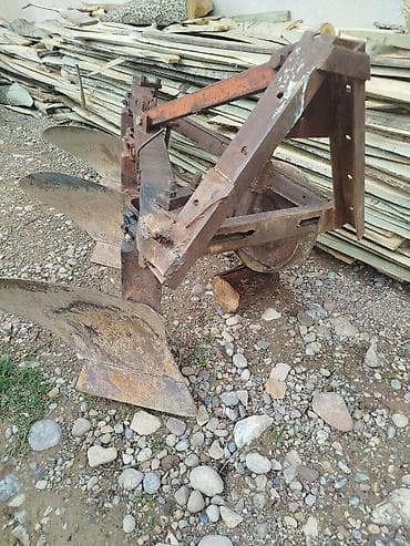 мопед обмен на айфон: Трактор с прицепом - Колёсный трактор среднего класса с закрытой — 7