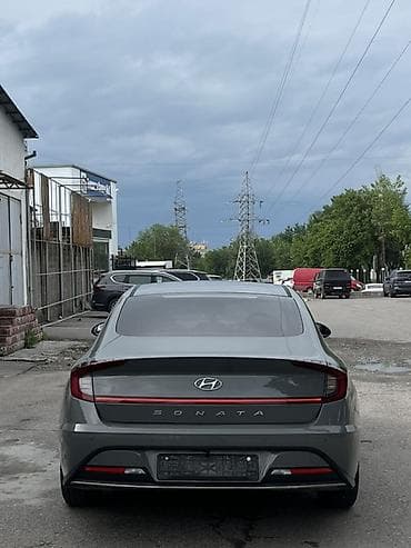 Транспорт: Hyundai Sonata: 2020 г., 2 л, Газ, Седан — 5