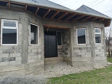 балдар кийими: Дом из блоков с эркером и крытой террасой/крыльцом. - Одноэтажная — 2