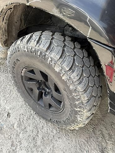 шины бу бишкек 15: Дөңгөлөктөр монтажда 285 / 75 / R 16, Комплект, Жол тандабастар (АТ/МТ), Куйма — 5