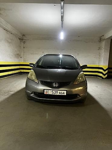 Honda: Honda Jazz: 2010 г., 1.4 л, Механика, Бензин, Хэтчбэк — 8