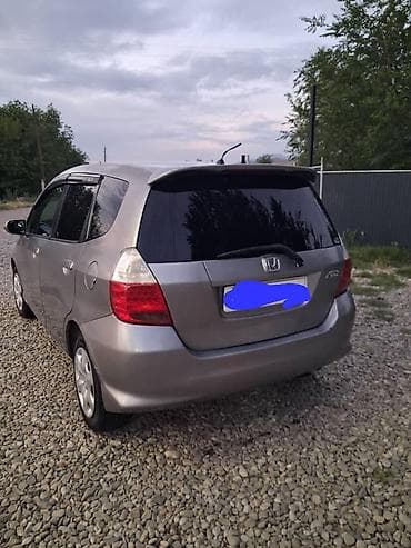 Honda Fit: 2004 г., 1.3 л, Вариатор, Бензин, Хетчбек — 4