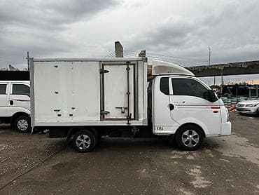mersedes benz vito: Легкий грузовик, Hyundai, Стандарт — 4