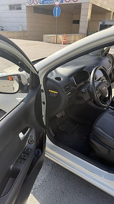 kia sarenta: Kia Morning: 2017 г., 1 л, Автомат, Бензин, Хэтчбэк — 4