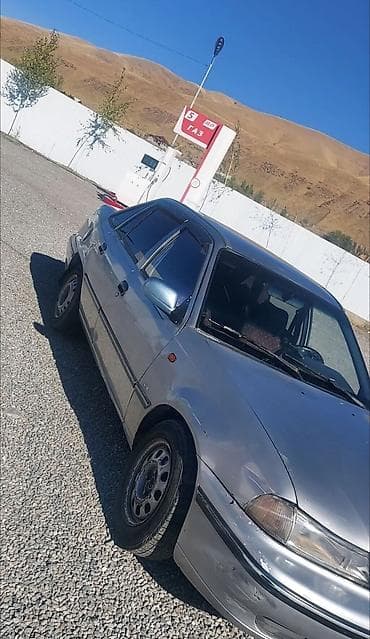Унаа: Daewoo Nexia: 1994 г., 1.6 л, Кол менен иштөөчү, Бензин, Седан — 4