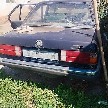 мерседес 210 2 2: BMW 3 series: 1988 г., 1.8 л, Кол менен иштөөчү, Бензин, Седан — 1