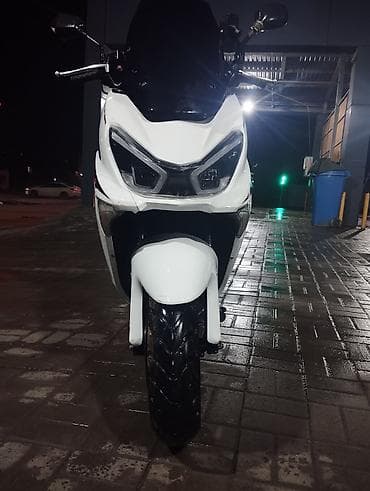 скутер матор: Макси-скутер 150 куб. см, Бензин, Б/у — 9