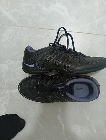 Мырзалардын бут кийими: Кроссовки Nike - Модель: 32 (ярлычок на языке) - Размер: US 9.5 / UK — 1