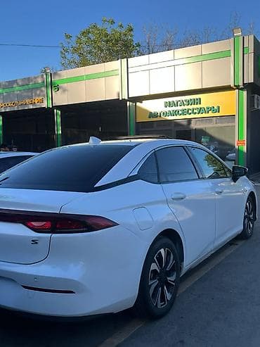 GAC Aion S — современный электрический седан Основные характеристики — 6