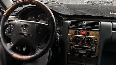 sl 55: Mercedes-Benz E-Class: 2000 г., 3.2 л, Автомат, Дизель, Седан — 9