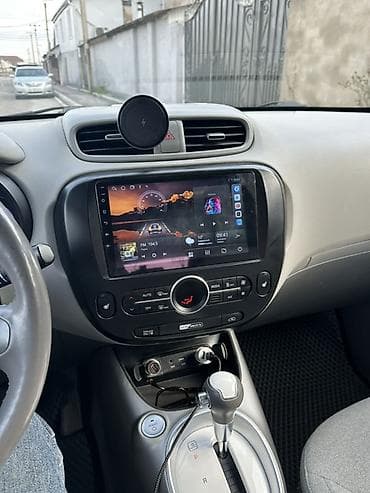парктроники: Kia Soul EV: 2018 г., 0.4 л, Электромобиль, Хэтчбэк — 8