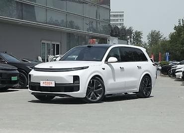 Lixiang L9: 2025 г., 1.5 л, Автомат, Гибрид, Внедорожник at lalafo.kg Lixiang L9: 2025 г., 1.5 л, Автомат, Гибрид, Внедорожник