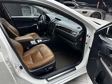 Toyota Camry: 2016 г., 2.5 л, Автомат, Бензин, Седан — 7