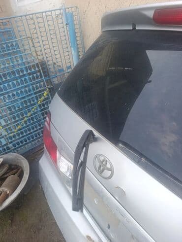 делика кузов: Крышка багажника Toyota, Оригинал — 6