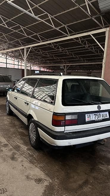 чери авто: Volkswagen Passat: 1991 г., 1.8 л, Механика, Бензин, Универсал — 2