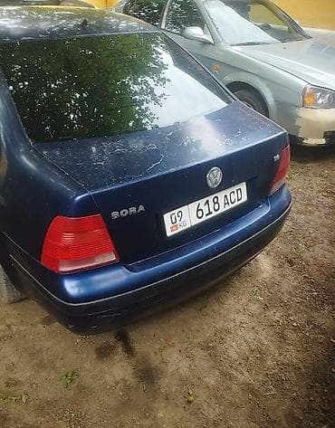 Volkswagen Bora: 1999 г., 1.6 л, Механика, Бензин, Седан — 2