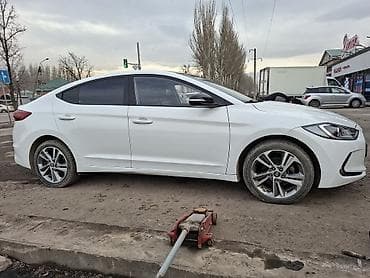 хундай аванти: Hyundai Avante: 2018 г., Седан — 3