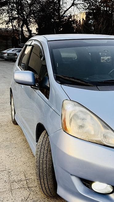 sprinter 2003: Honda Fit: 2008 г., 1.5 л, Автомат, Газ, Хэтчбэк — 2