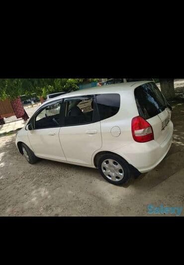 сдаю дом на длительный срок: Сдаю в аренду!!!Хонда фит состояние хорошие.Требование +25 городская — 1