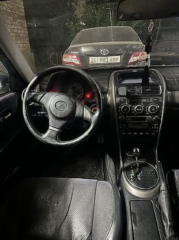 lexsus is200: Lexus IS: 2002 г., 2 л, Автомат, Бензин, Седан — 4