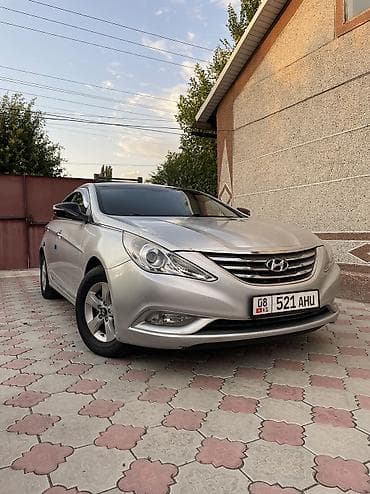 Hyundai Sonata: 2011 г., 2 л, Автомат, Газ, Седан
