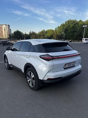Voyah: Voyah : 2022 г., Электромобиль, Кроссовер — 7