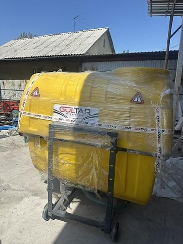 разширительный бачок: Опрыскиватель садовый GULTAR STAR, бак 1000 л - Профессиональный — 3