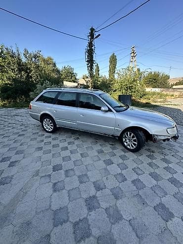 Транспорт: Audi A6: 1995 г., 2.6 л, Механика, Бензин, Универсал — 6