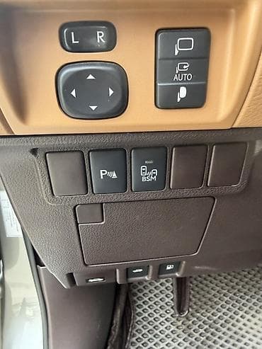 5: Lexus ES: 2017 г., 2.5 л, Автомат, Гибрид, Седан — 4