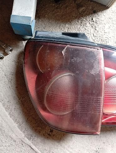 altezza капот: Комплект передних фар Toyota 1999 г., Б/у, Оригинал — 3