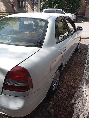баа: Daewoo Nubira: 1999 г., 1.6 л, Автомат, Бензин, Седан — 2
