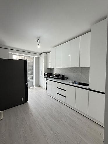 Квартиры: 3 комнаты, 93 м², Элитка, Асанбай мкр Элитка, 9 этаж, Евроремонт — 1