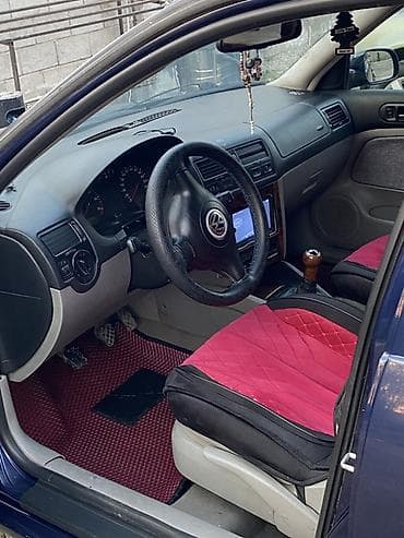 длинные черные гольфы: Volkswagen Bora: 2000 г., 2 л, Механика, Газ, Седан — 5