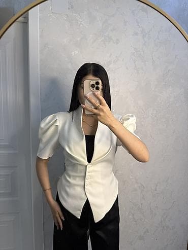 камуфляж ткань: Женская приталенная блуза-жакет с коротким рукавом и акцентными — 2