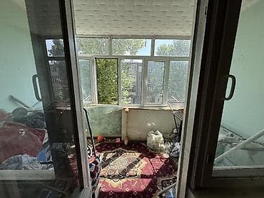 верхний жал: 3 комнаты, 62 м², 104 серия, 3 этаж — 8